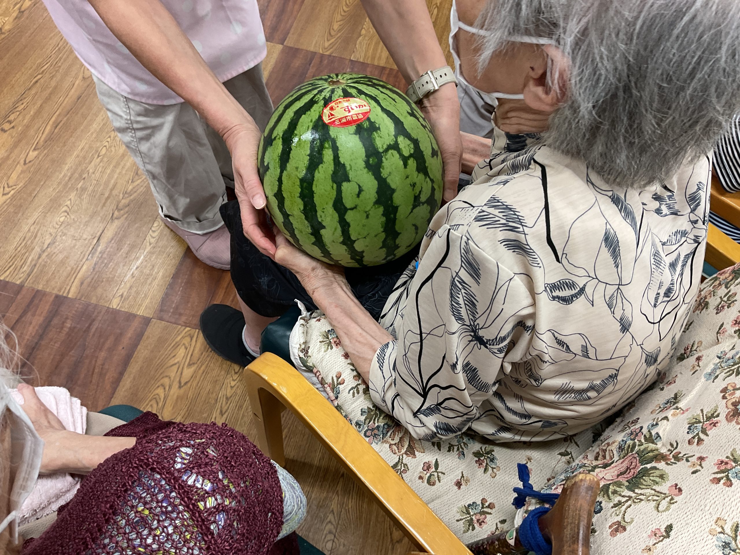 🌟デイサービス🌟　夏はやっぱりスイカ割り🍉サムネイル