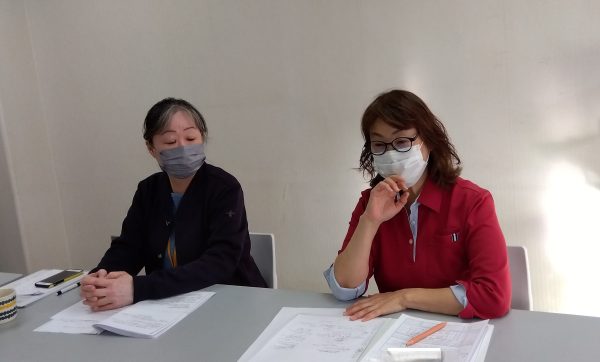 三人寄れば・・・サムネイル